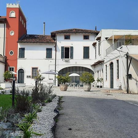 Country Esmera Desenzano del Garda Extérieur photo