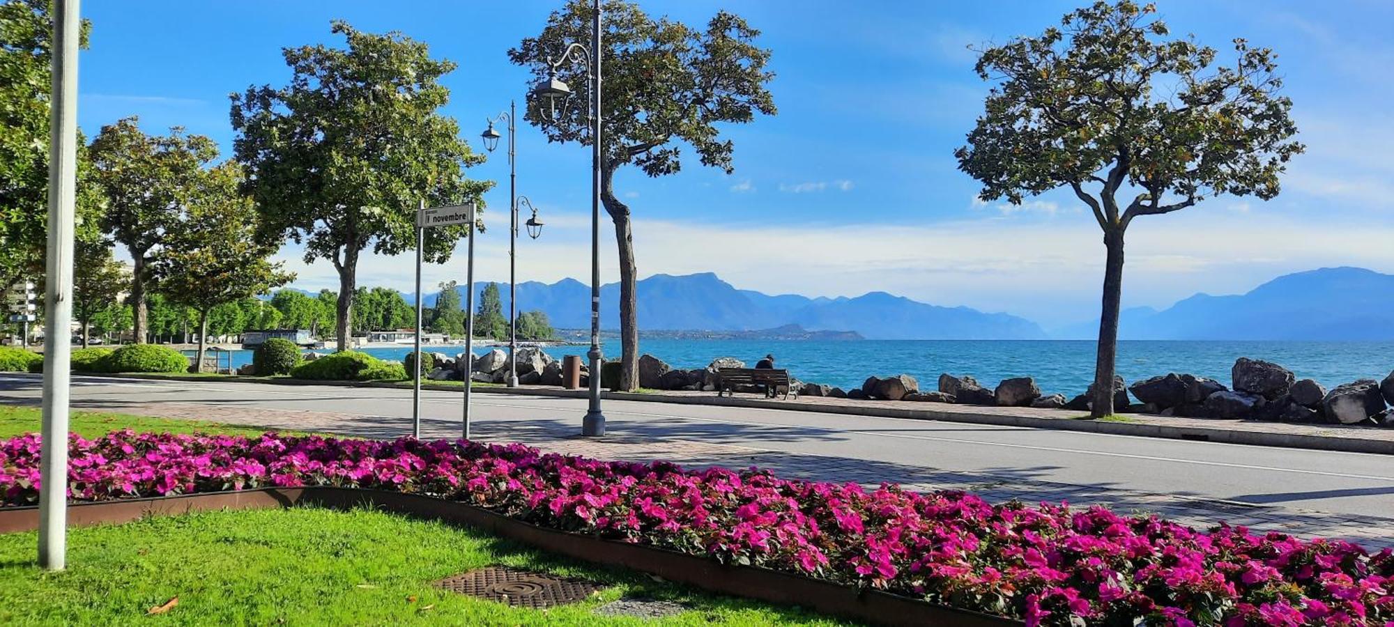 Country Esmera Desenzano del Garda Extérieur photo