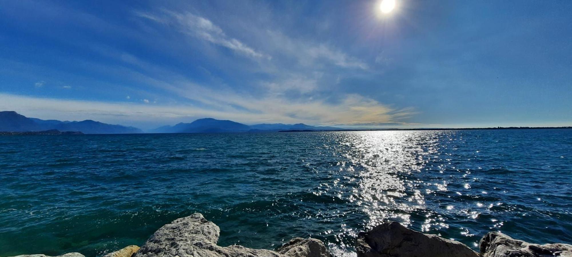 Country Esmera Desenzano del Garda Extérieur photo